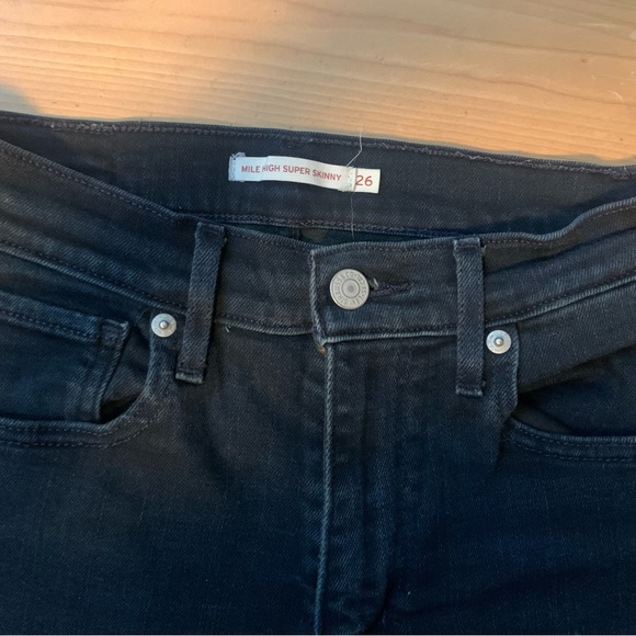 Levi’s Mile High Super Skinny Jean - Picture 3 of 4
